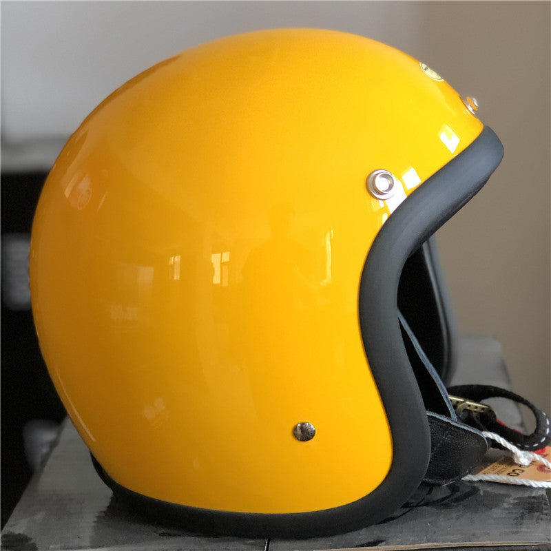 Classic Half-Shell Motorcycle Helmet Bowlift
