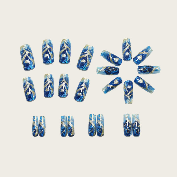 Nail art in maritime elegance design Bowlift