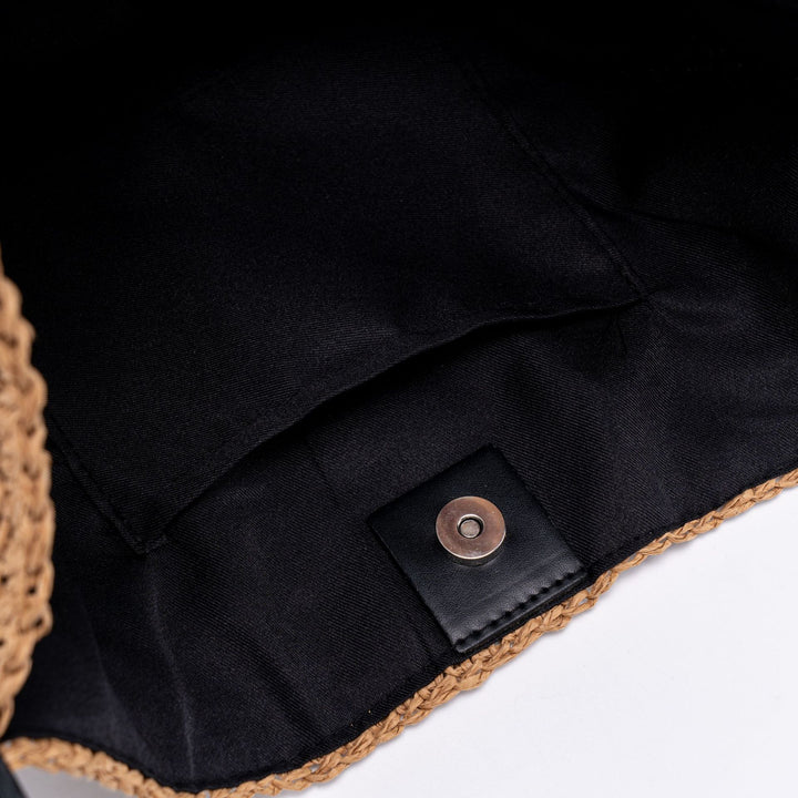 Practical macrame crossbody bag with elegant leather elements Bowlift