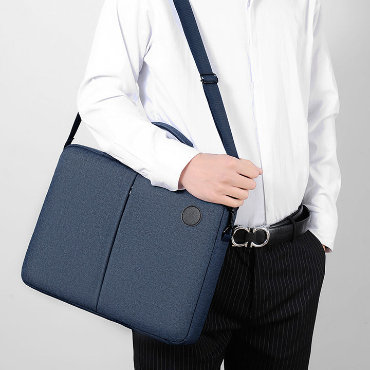 Elegant Laptop Bag with Adjustable Shoulder Strap and Padded Interior Compartment Bowlift