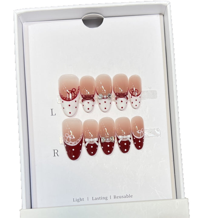 Elegant Reusable Press-On Nails with Artistic Details Bowlift
