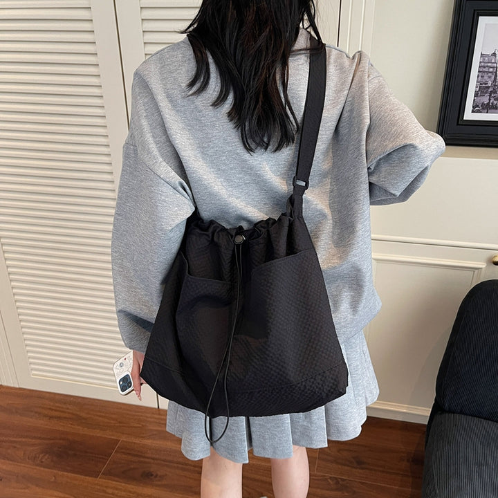 Lightweight Drawstring Weekend Tote Bowlift