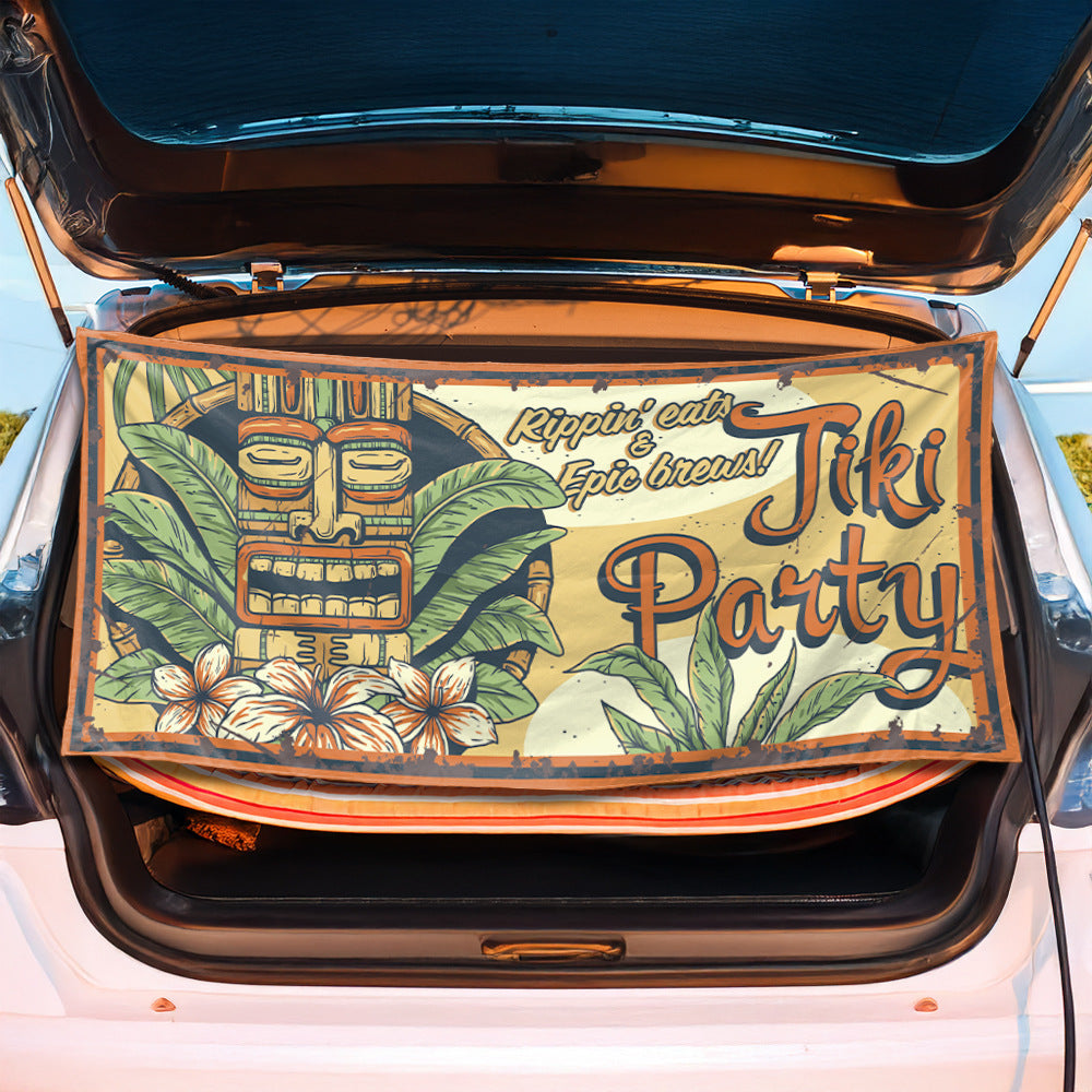 Strand blanket with striking tiki pattern Bowlift