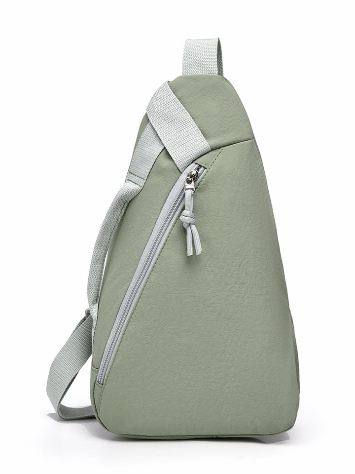 Sling bag with ergonomic design and additional compartments Bowlift