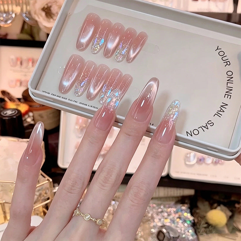 Nail art set with elegant glitter accents Bowlift