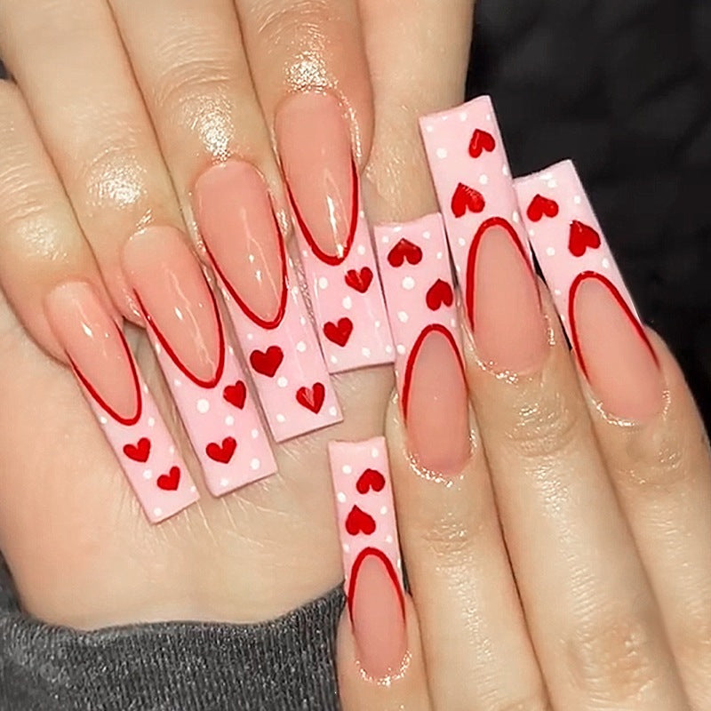 Artificial nails with romantic heart designs Bowlift
