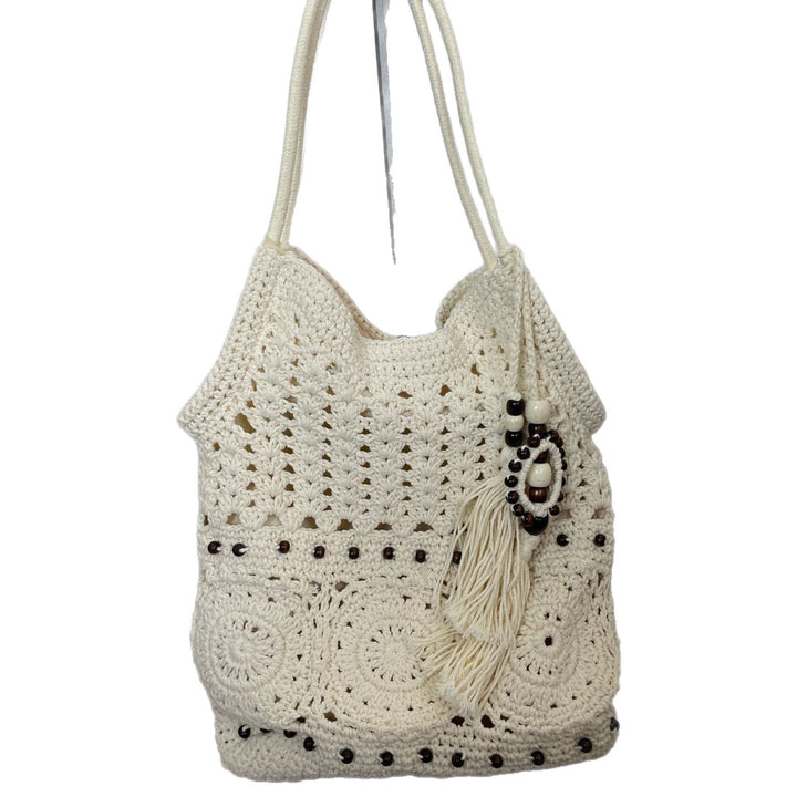 Fashionable Macramé Bag with Detailed Bead Decoration Bowlift