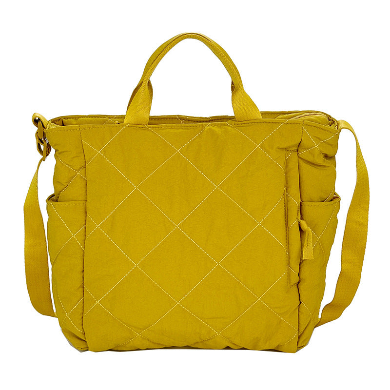 Functional and Cozy Tote Bag Bowlift