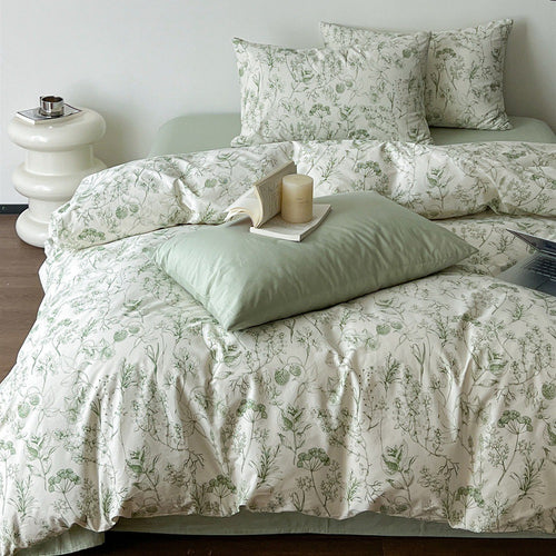Bedding set made of soft cotton satin with fine botanical sketch print and pillowcases
