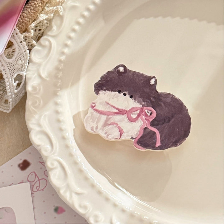 Playful refrigerator magnet with cute animal design Bowlift