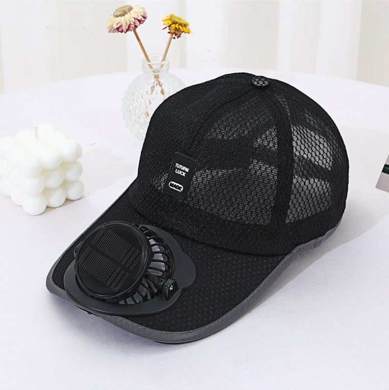 Ventilated baseball cap with integrated solar fan in the visor and breathable mesh Bowlift