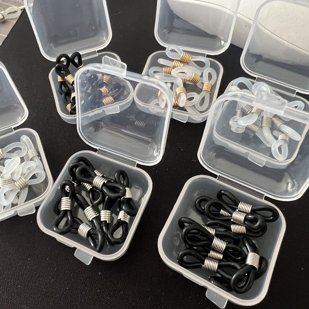 Hair Accessory Clips with Gold Accents Bowlift