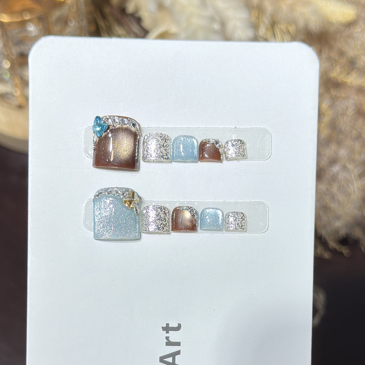 Artistic Nail Art Set with Decorative Elements Bowlift