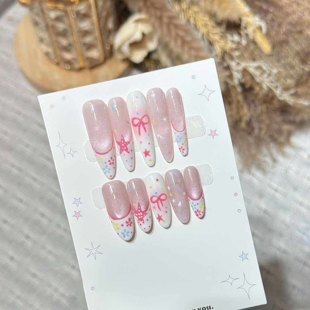 Creative Themed Press-On Nail Set