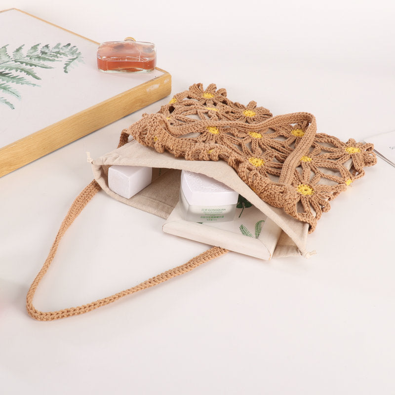 Handcrafted flower pattern shopper bag Bowlift