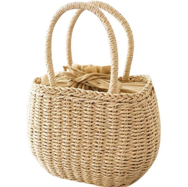 Individual Handbag Made of Natural Materials Bowlift