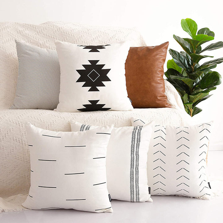 Square cushion cover made of cotton-linen with graphic arrow and stripe pattern Bowlift