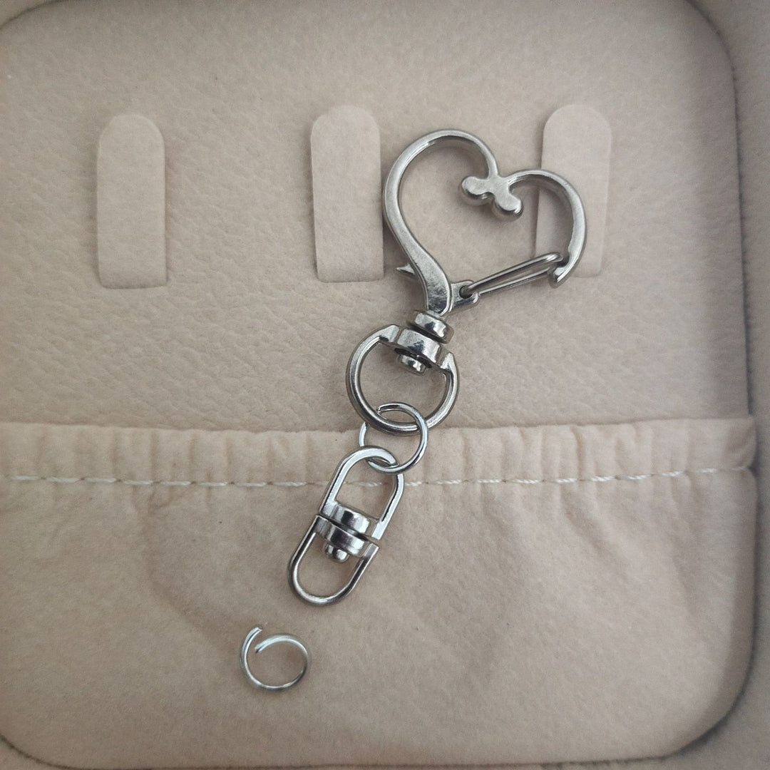 Star-Shaped Keychain Clip Bowlift