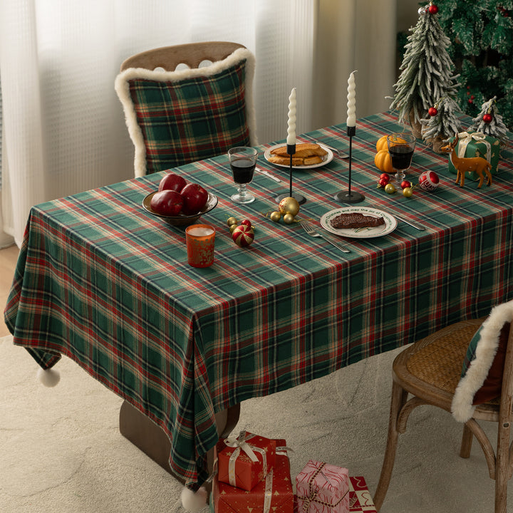Rectangular checkered tablecloth made of cotton blend with pompom tassels Bowlift