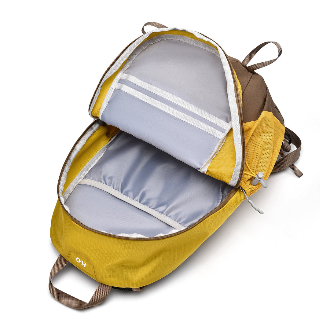 Versatile Hiking Daypack Bowlift