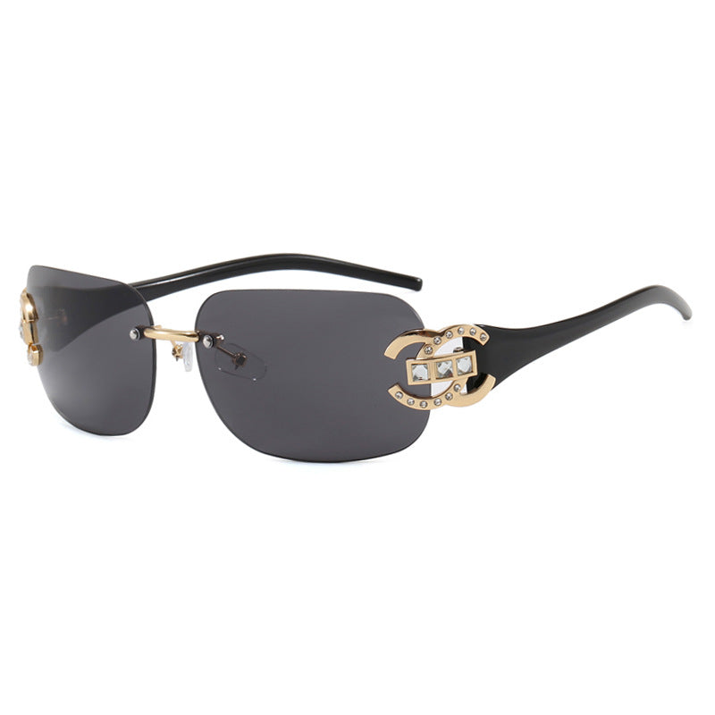 Women's fashionable sunglasses with luxurious geometric frame and protective UV filter Bowlift