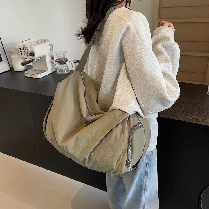 Spacious Weekender Duffel Bag Bowlift