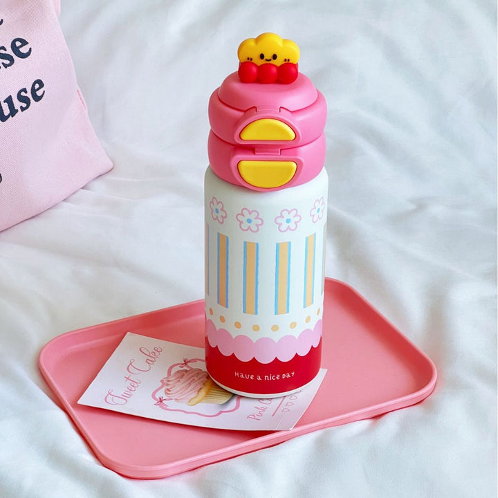 Women's water bottle with innovative lid Bowlift
