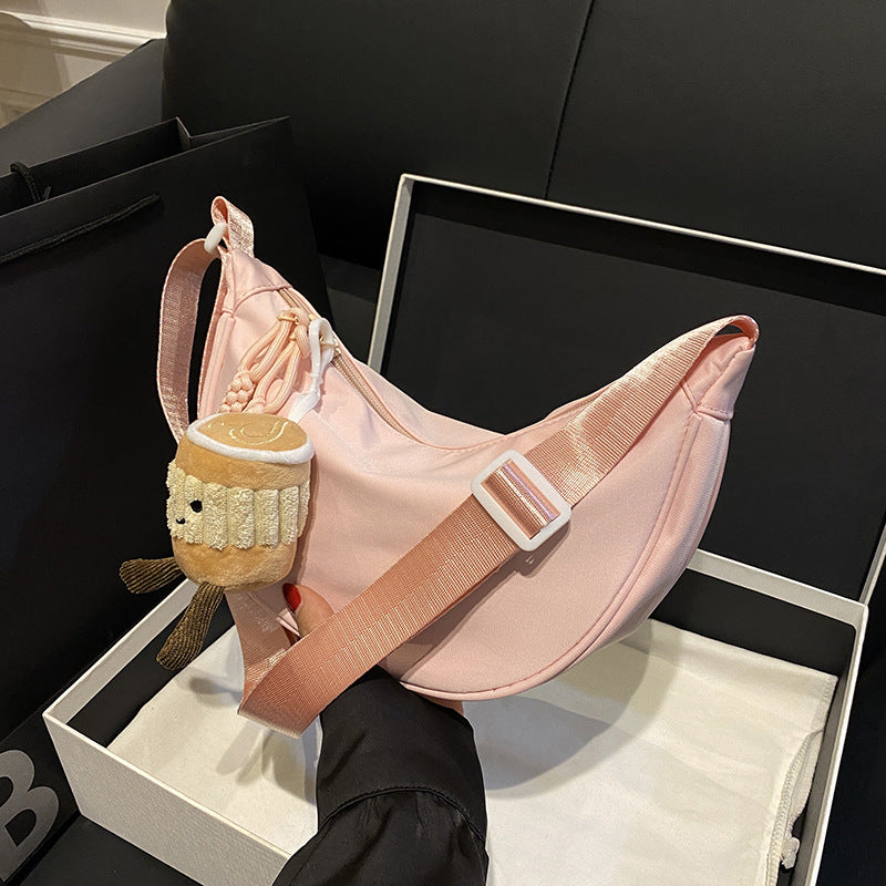 Shoulder bag with cute charm Bowlift