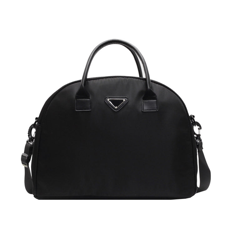 Elegant Structured Handbag Bowlift