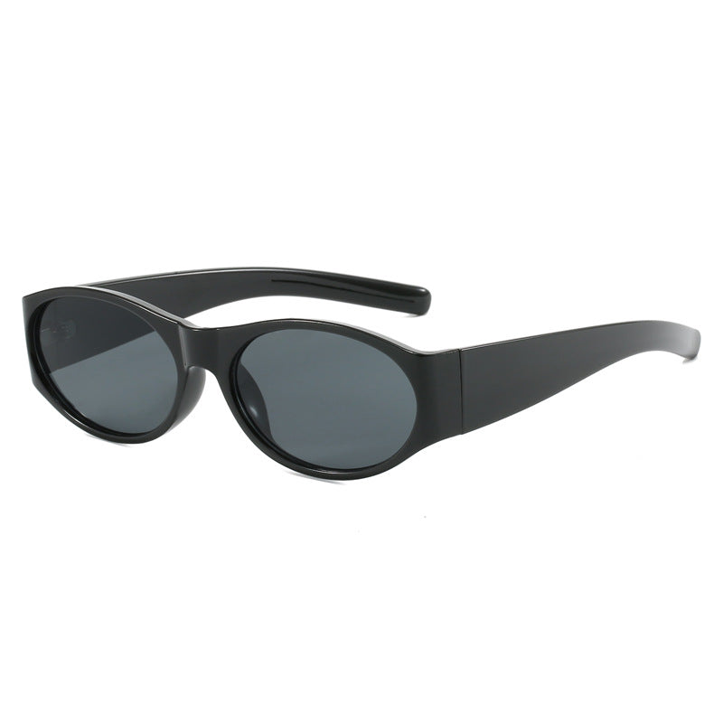 Women's fashionable sunglasses with elegant, oval design and UV protection Bowlift