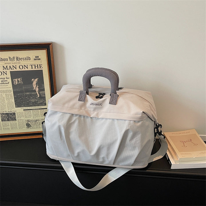 Travel Weekender