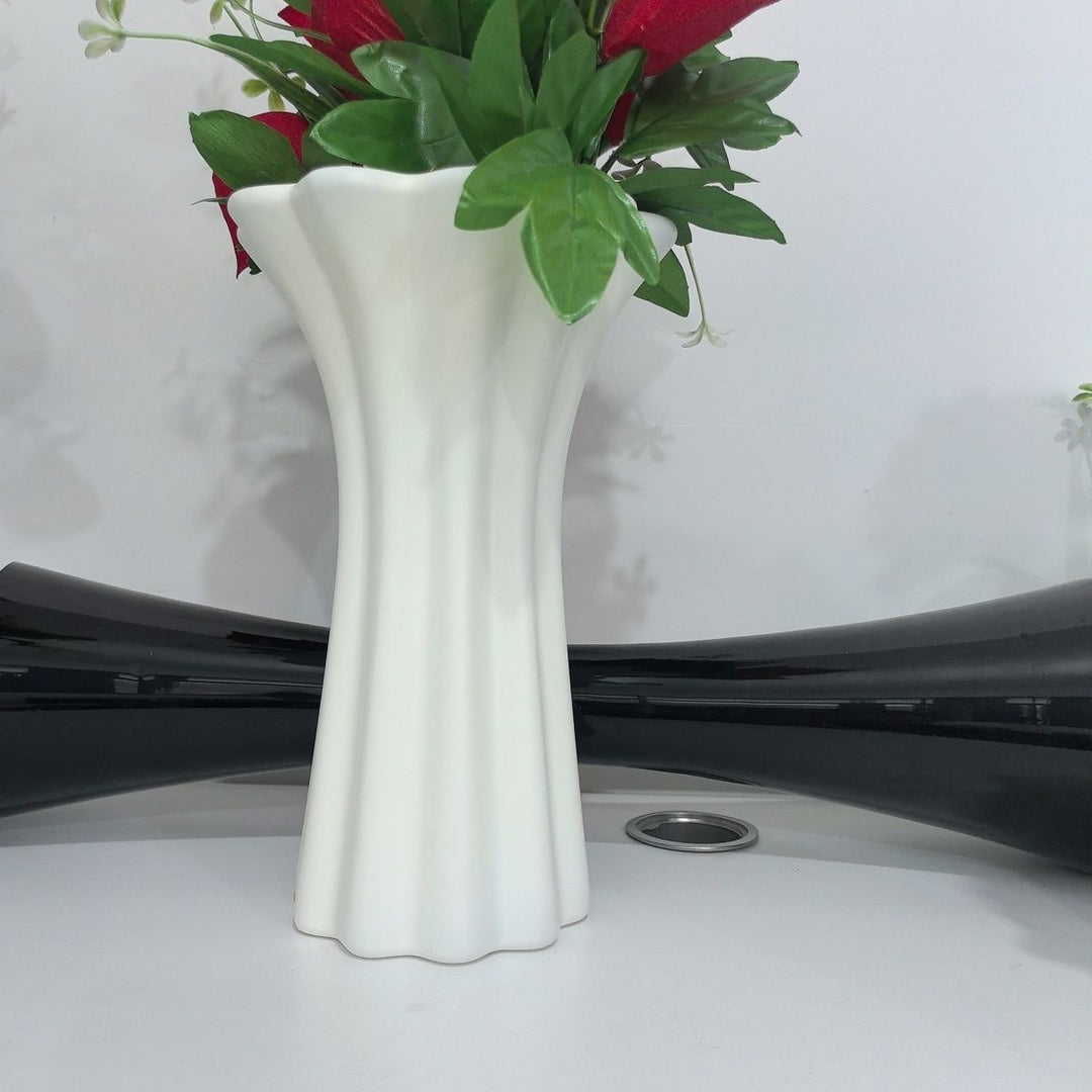 Sculpted Decorative Floral Vase Bowlift