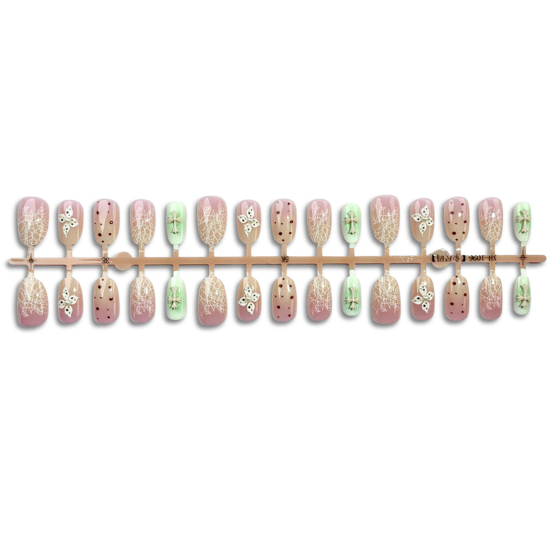 Floral Lace Design Press-On Nail Set