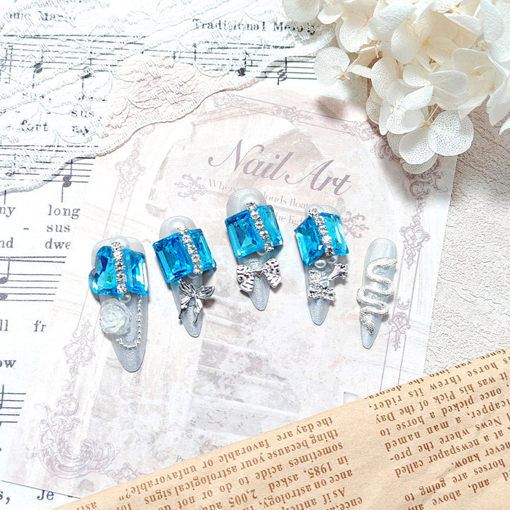 Nail Art Set with Glamorous Decorations Bowlift