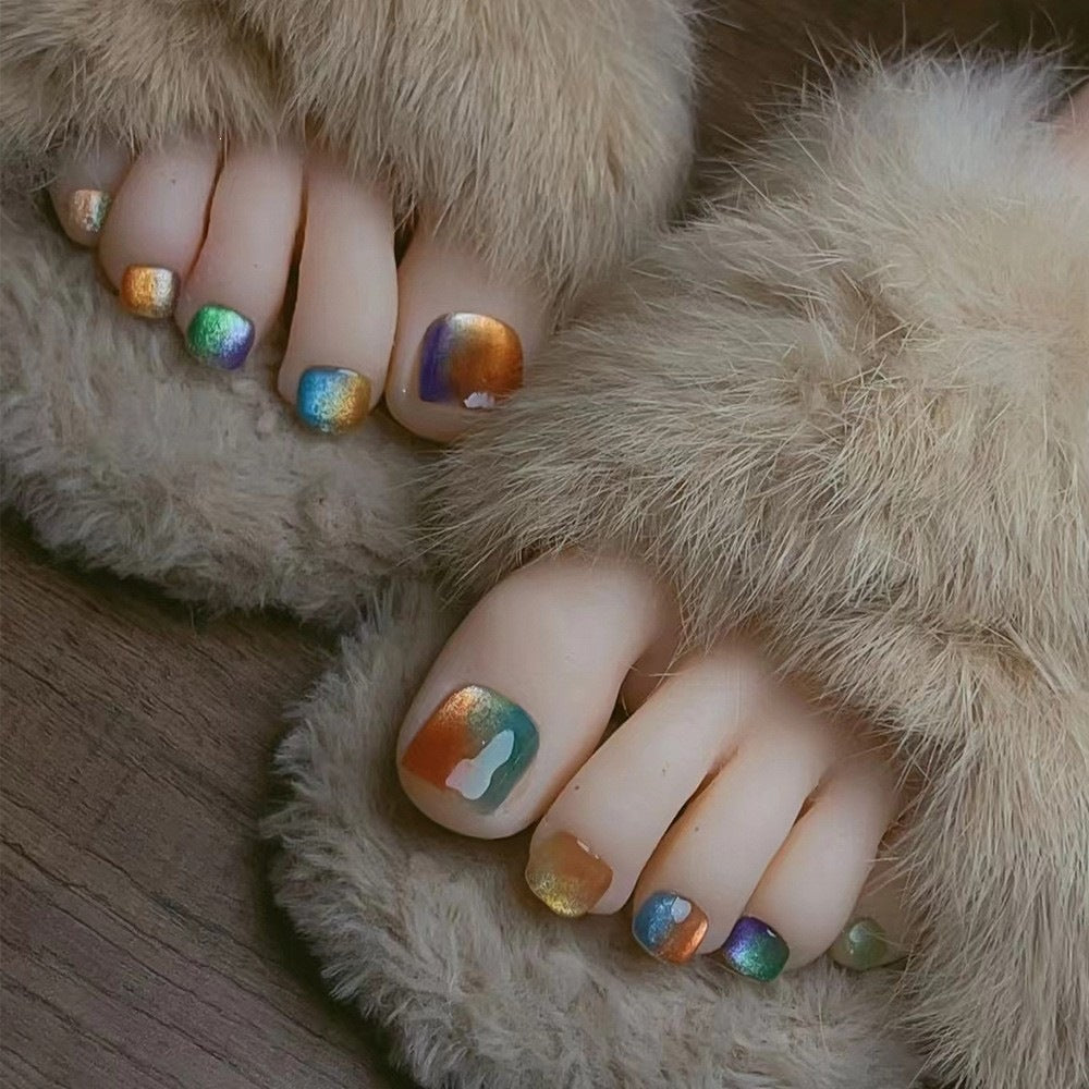 Artificial nails for elegant foot care Bowlift