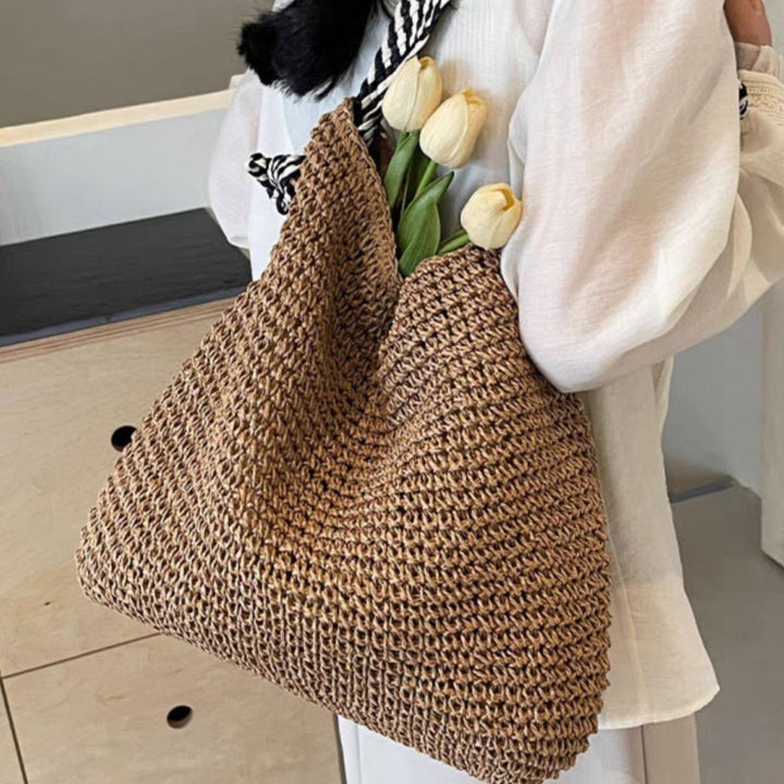 Trendy Macramé Tote with Playful Details Bowlift