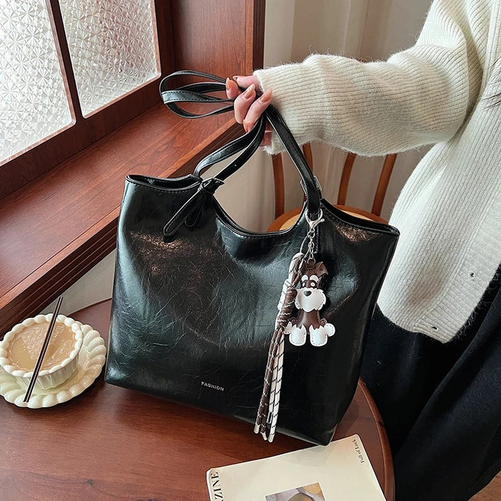 Luxurious Textured Leather Tote Bowlift