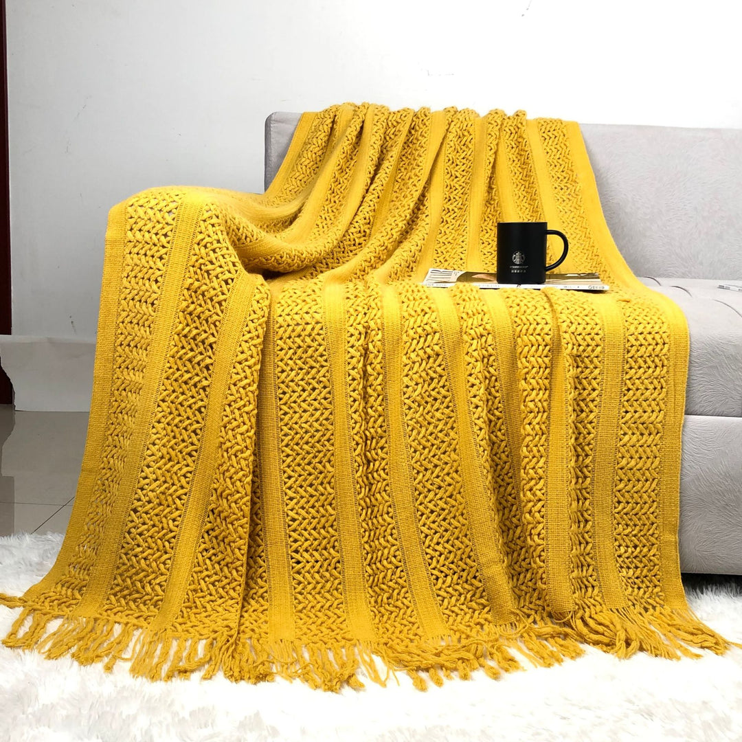Cozy Knit Throw Blanket Bowlift