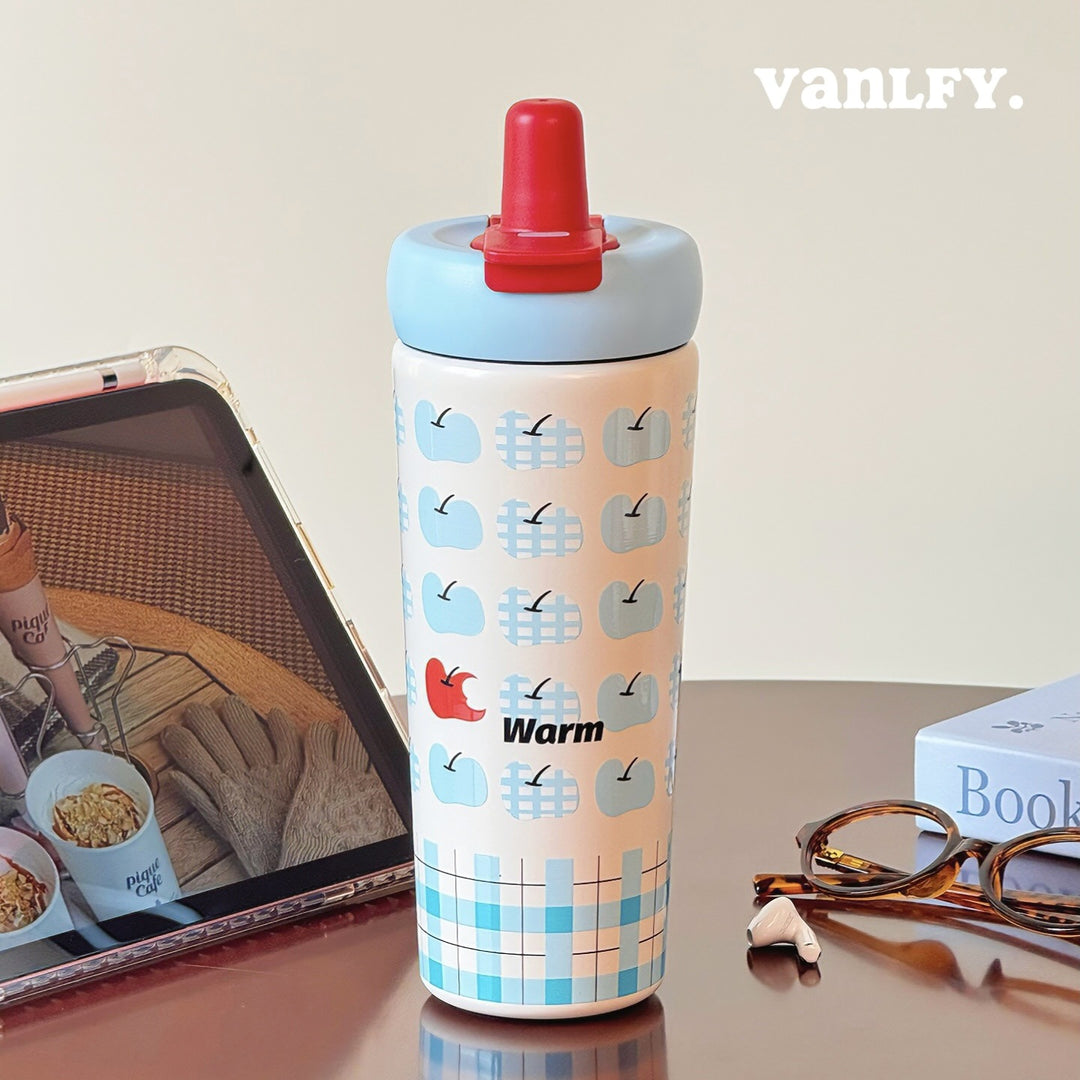 Women's insulated drinking bottle with innovative silicone cap and cheerful Bowlift motif