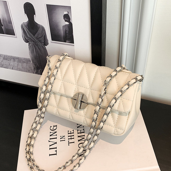 Quilted Chain Crossbody Bag Bowlift
