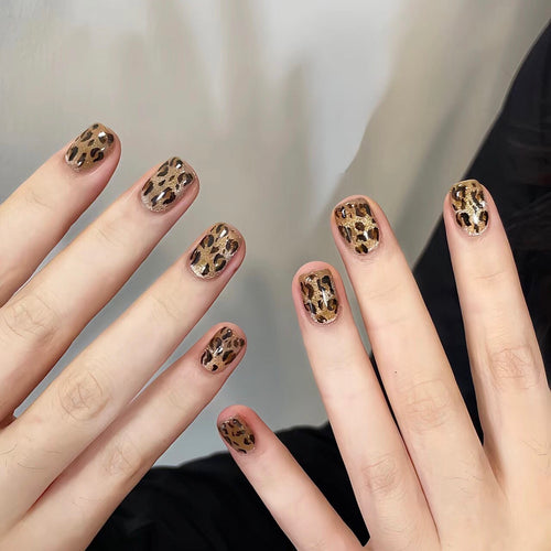 Chic Leopard Print Press-On Nail Set