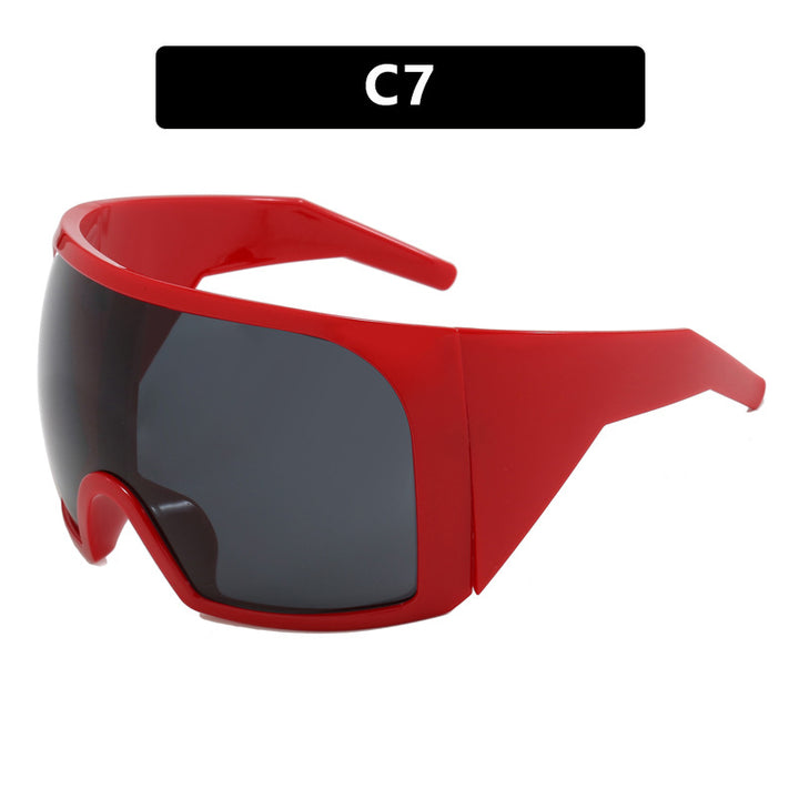Women sporty sunglasses with aerodynamic design Bowlift