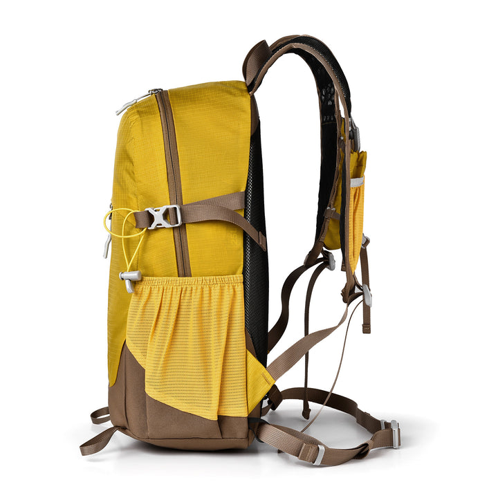 Lightweight Multi-Compartment Daypack Bowlift