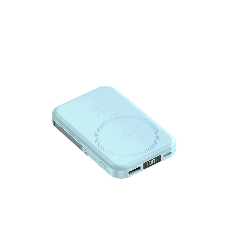 Portable Qi Powerbank with Digital Display Bowlift