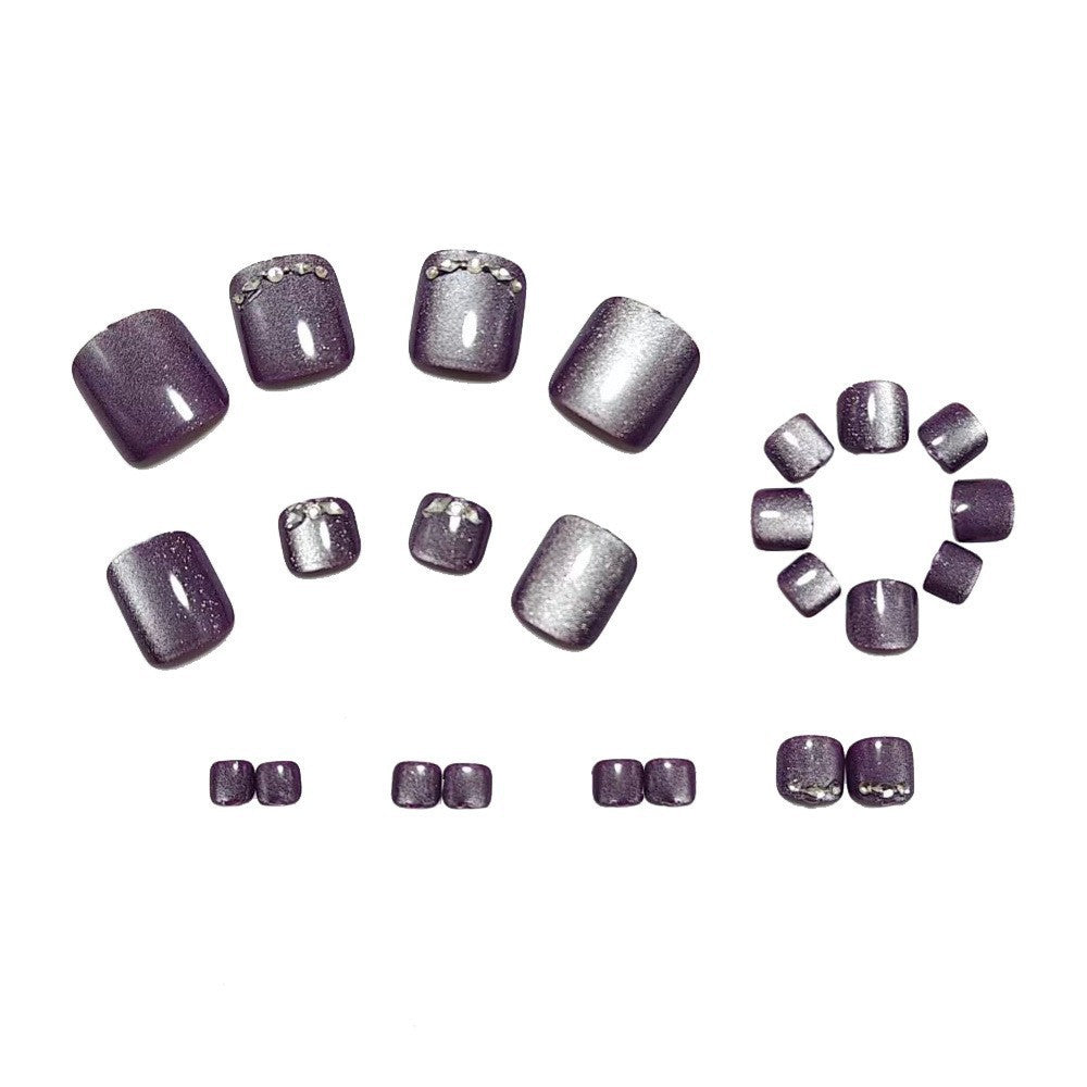 Artificial nails for elegant foot care Bowlift