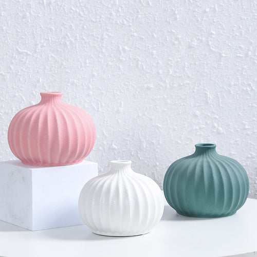 Ribbed Decorative Ceramic Vase Bowlift