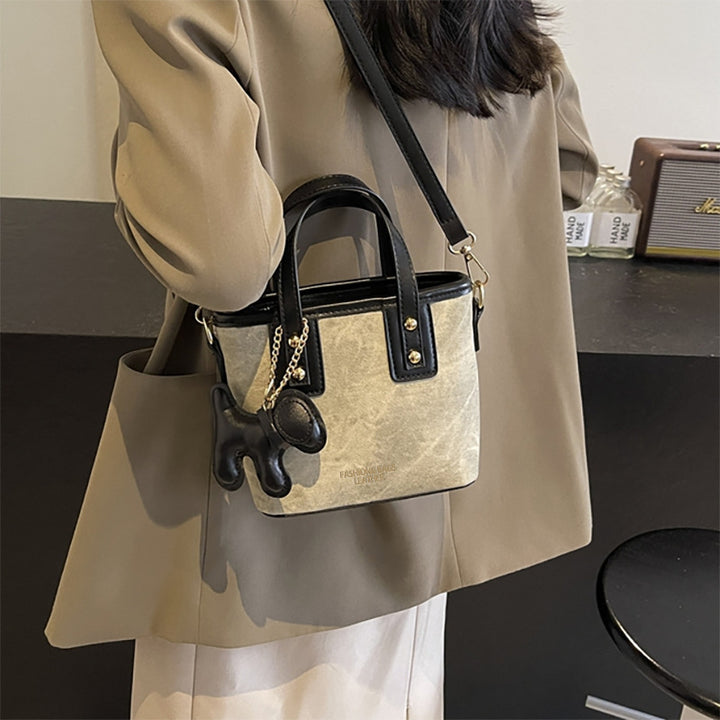 Compact Handheld Bucket Bag Bowlift
