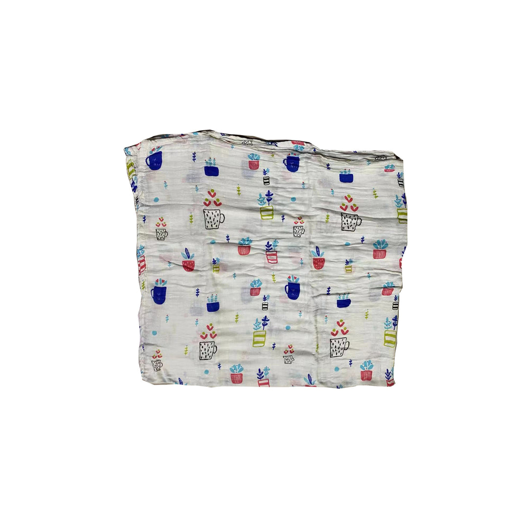 Cotton Muslin Baby Blanket with Heart Pattern Bowlift