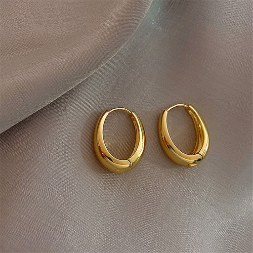 Modern Hoop Earrings with Geometric Design Bowlift