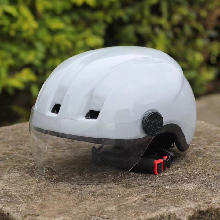 Advanced Protective Cycling Helmet Bowlift